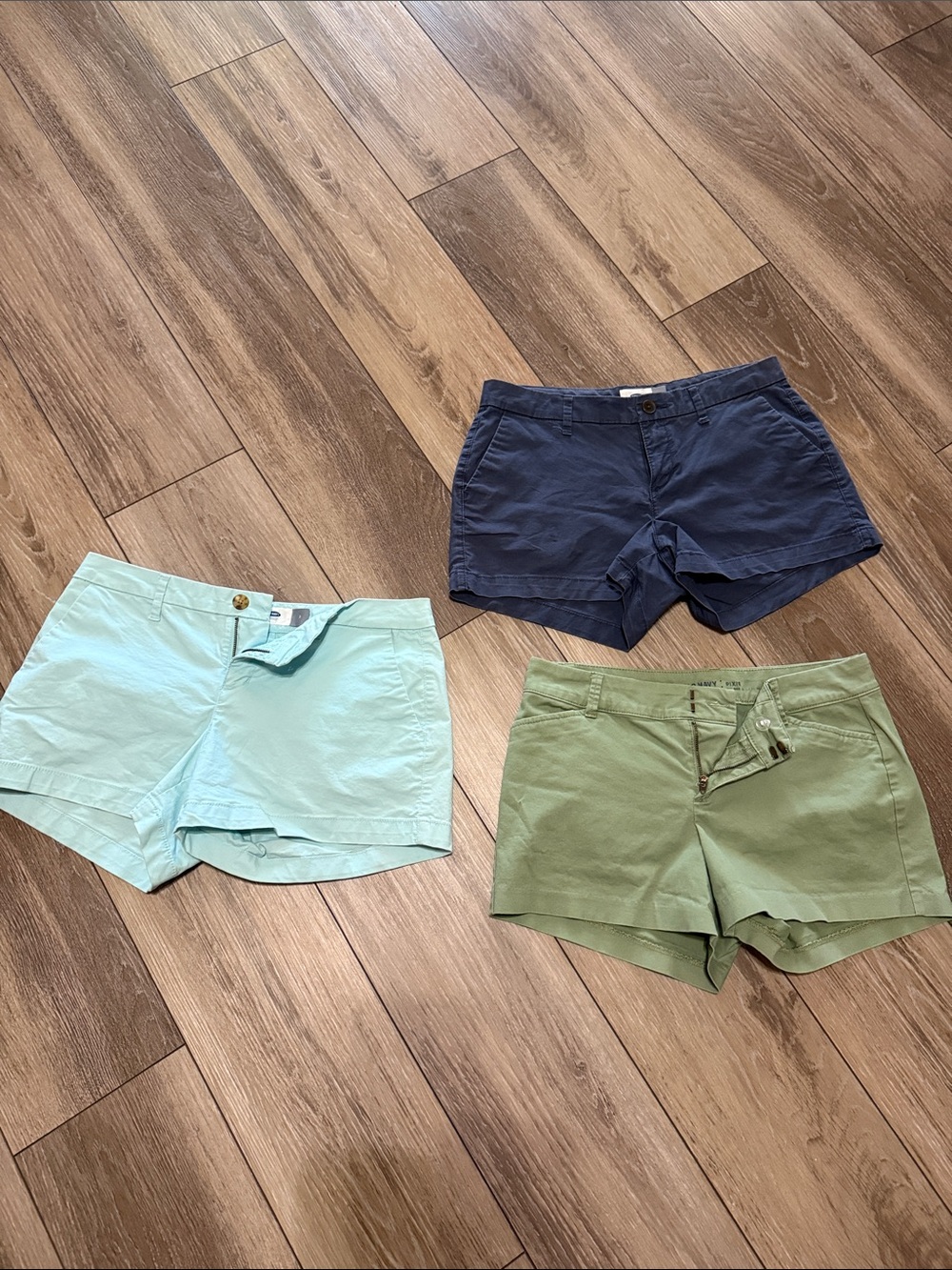 3 old navy shorts